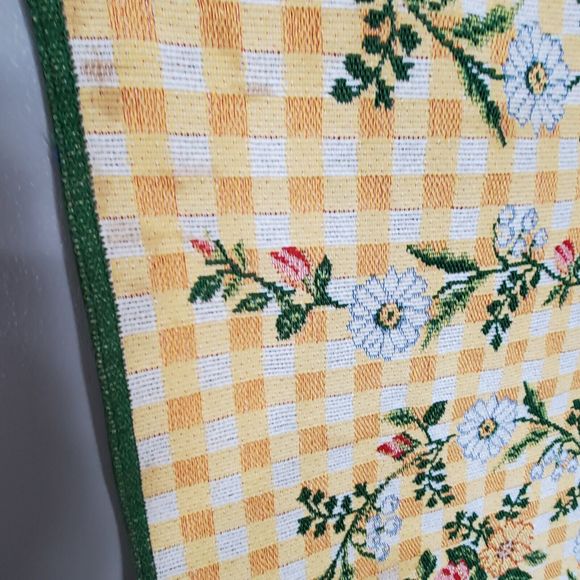 Tablerunner Yellow Floral Embroidered Green Lined Rectangular 72" X 13"  *READ* - Picture 3 of 8